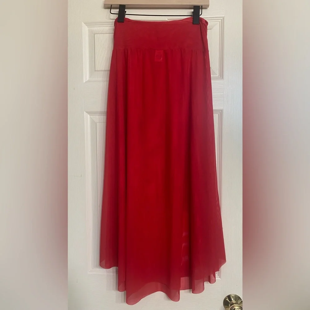 Red coverup skirt - Picture 2 of 3